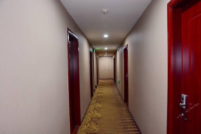 Wudangshan Jianpuzhai Hotel Danjiangkou Eksteriør bilde